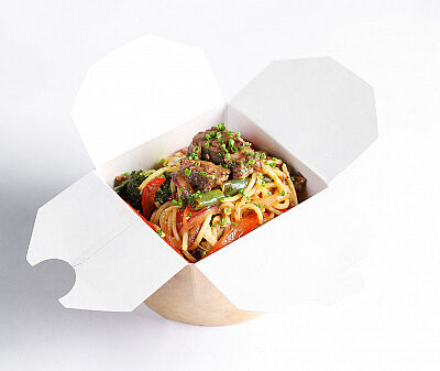 Лапша с говядиной в соусе черный перец в Daily by Chojo по цене 897 ₽