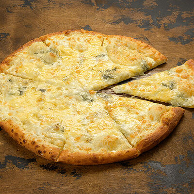 Пицца Четыре сыра в YES PIZZA по цене 638 ₽