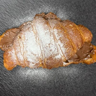 Круассан с Нутеллойв Западный сад ! по цене 350 ₽