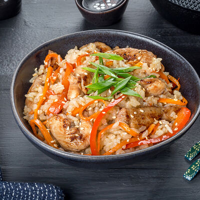 Рис с курицей в Суши Ням по цене 427 ₽