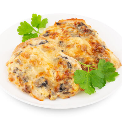Филе цыпленка с грибами в Мир Вкуса по цене 215 ₽
