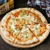 С королевской креветкой в К папе на Pizza по цене 925