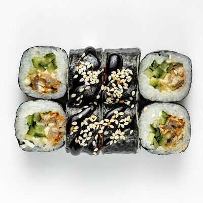 Ролл с угрем в Wasabi по цене 320 ₽