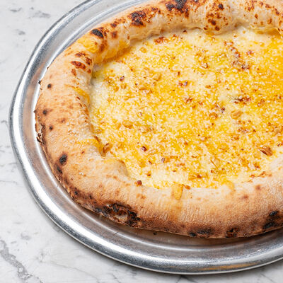 Пять сыров в Monica по цене 730 ₽