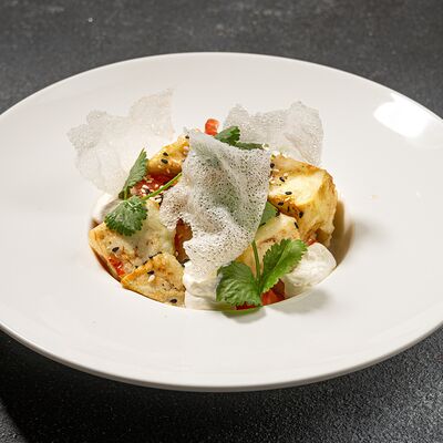 Салат Хрустящий баклажан в La grande по цене 540 ₽