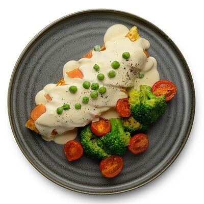 Омлет с норвежским лососем шеф-посола и страчателлойв Горький по цене 889 ₽