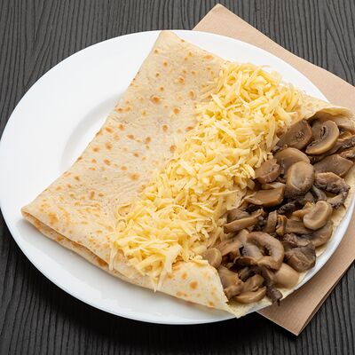 Блин с грибами и сыром в Лаванда по цене 7 р.