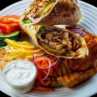 С солёными огурцами в В лаваше по цене 470 ₽