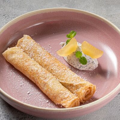 Блинчики с лимонно-маковым кремом в Кэрри по цене 350 ₽
