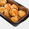 Сырные рулетики с чеддером и пармезаном в 10 вкусных пицц по цене 499