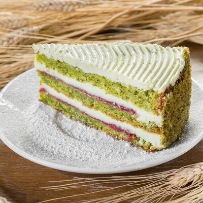 Торт бисквитный Фисташковый в Гастролавка Бородинского по цене 119 ₽