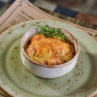 Жюльен с курицей и грибами в Ale house