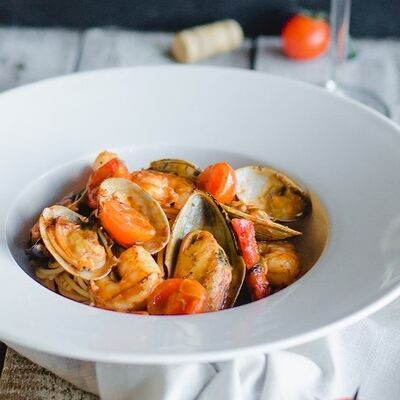 Паста с морепродуктами в Пряности & Радости на Васильевском по цене 1490