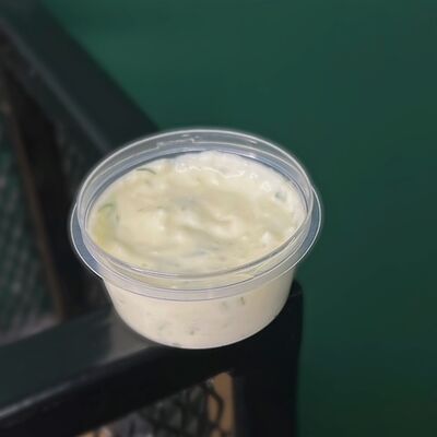 Соус чесночный в Охота мясо по цене 80 ₽