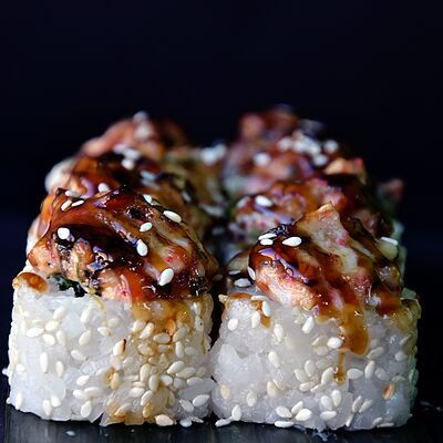 Яки-унаги в KAWA SUSHI по цене 352 ₽