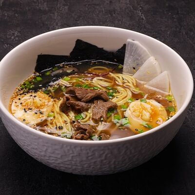 Рамен с говядиной в Kitchen lab по цене 620 ₽