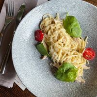 Сливочная паста с цыплёнком и сыром дорблю в More More