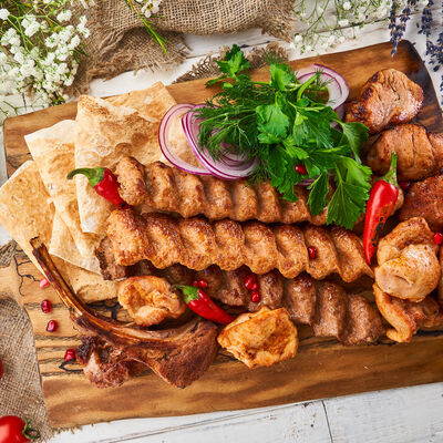 Мясная тарелка в MANANA по цене 2500