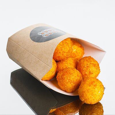 Сырные шарики в Rolls Bar по цене 310 ₽