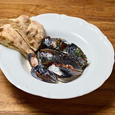 Мидии Пармезанв Кафе Итальянцы по цене 790 ₽