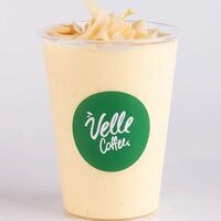 Смузи Манго-кокос в Velle Coffee