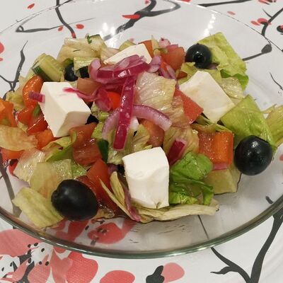 Салат Греческийв Токио по цене 482 ₽