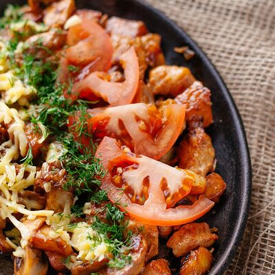 Жаркое со свининой в California cafe mexicana and wok по цене 490 ₽