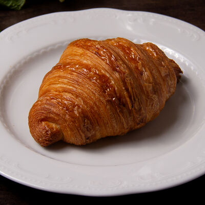 Круассан классический в La Maison гастробутик по цене 260 ₽