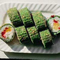 Жареный с креветкой и ананасом в Sushi Iva