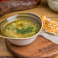 Куриный суп с домашней лапшой в Дади