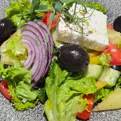 Греческий салат в Seasons по цене 550 ₽