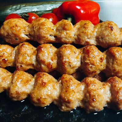 Люля-кебаб из говядиныв Шафран бистро по цене 200 ₽