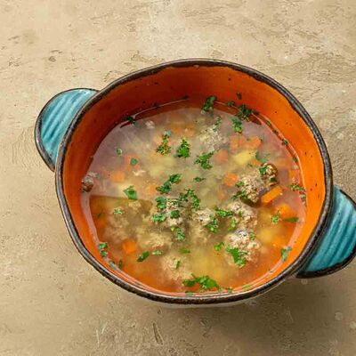 Супчик с фрикадельками в Семейное кафе Дача по цене 365 ₽