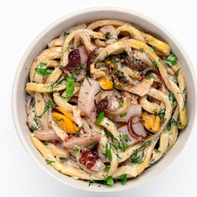 Wok-лапша с морским коктейлем №9 в Пиццерия «Зелень» по цене 419 ₽