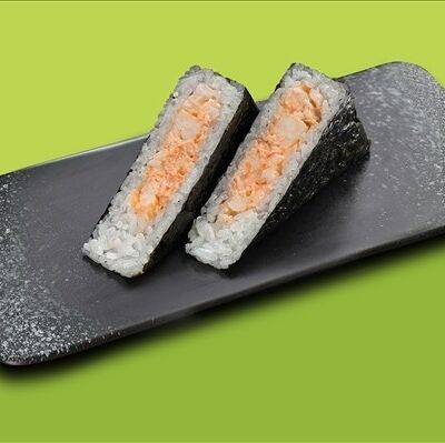 Онигири с креветкой в О! Суши по цене 320 ₽