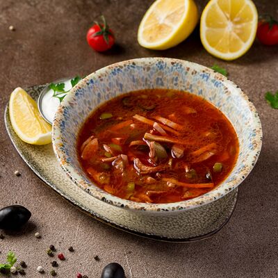 Солянка мясная в Дюшес по цене 650 ₽