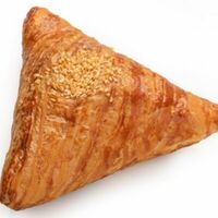 Самса слоеная с курицейв Arabix