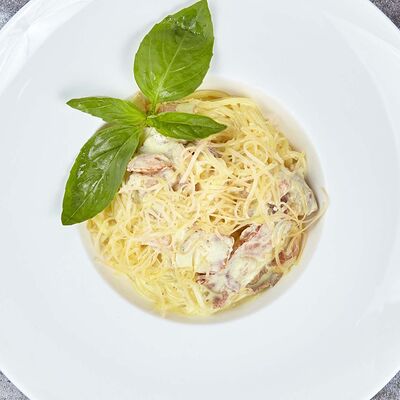 Паста Карбонара в Богатырь по цене 500 ₽