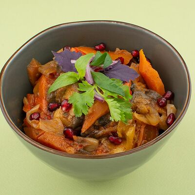 Теплый салат из баклажан в Усадьба по цене 285 ₽