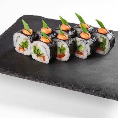Ролл овощной в Underground Sushi City по цене 330 ₽