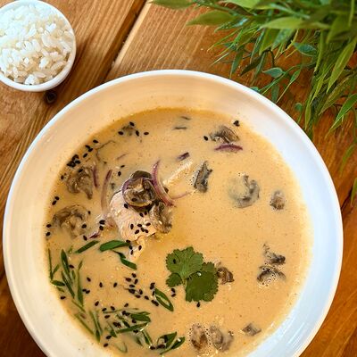 Том Кха с курицей в LEMONADE по цене 310 ₽