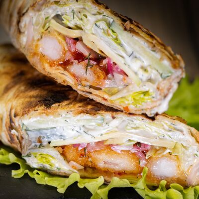 Шаурма Азиатская с креветками в УГОЛЬ&МЯСО по цене 650 ₽