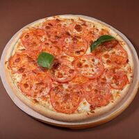 Пицца Маргарита в Kiss