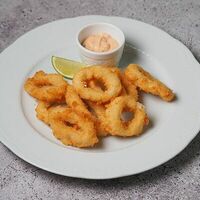 Филе кальмара в хрустящей панировке в Manneken Pis