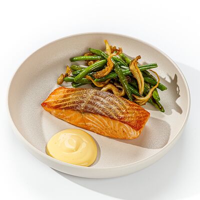 Филе семги в The Brasserie по цене 1500 ₽
