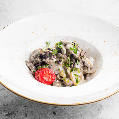 Телятина с грибами и сливками в La Maro по цене 3750 ₸