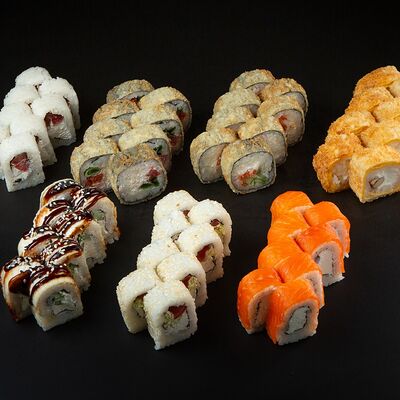 Ассорти сет в Sushi Seven по цене 3499 ₽