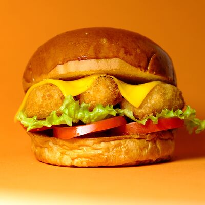 Шримп-бургер в Braza по цене 540 ₽