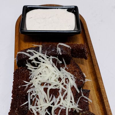 Чесночные гренки в BBQ Lounge - Шашлык в кафе по цене 290 ₽