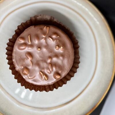 Тарталетка «Сникерс»в Урбан Гриль по цене 220 ₽